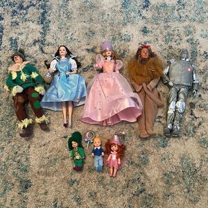 1990s Barbie Wizard of Oz Collector Lot with Munchkins& Talking Dorothy & Glinda